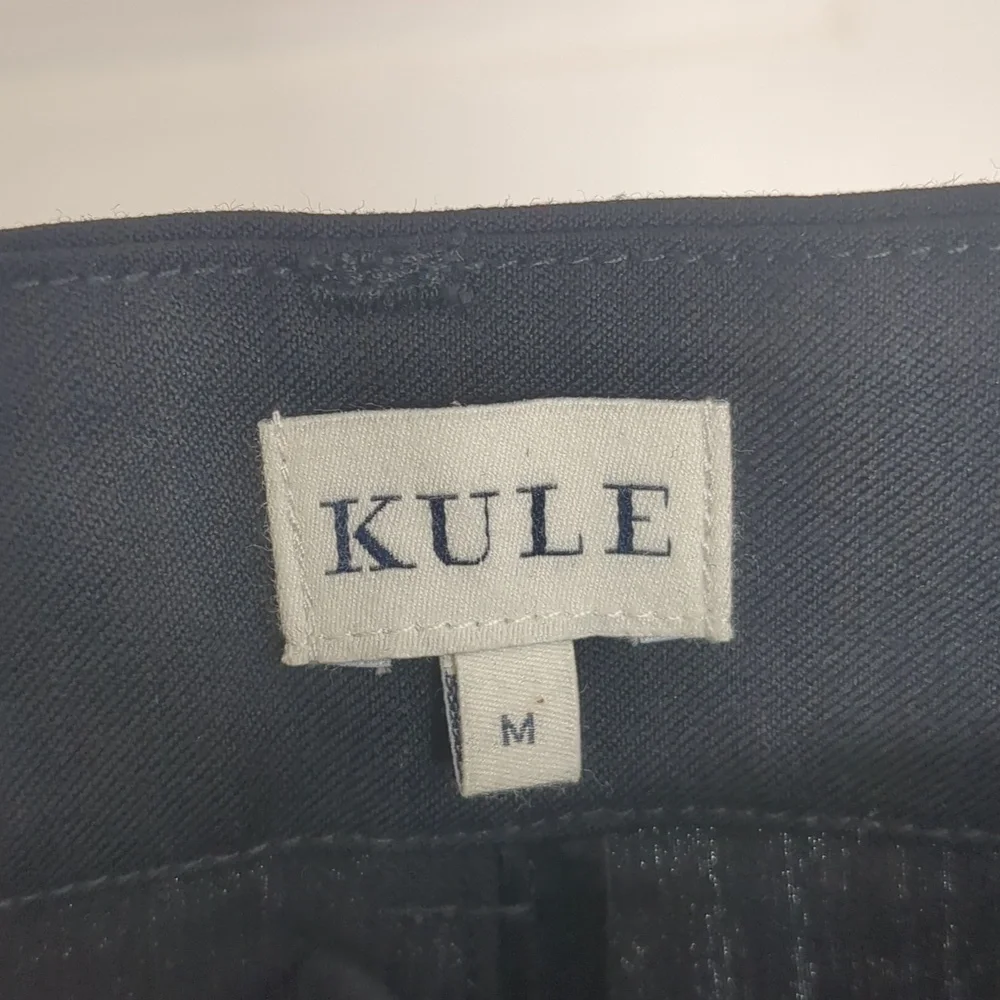 NWOT Kule The Grabel Pleated Navy 100% Wool Trousers Size Medium - Picture 3 of 7